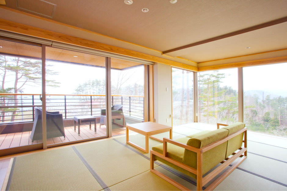 次郎の庵 三階（16帖） 室内1