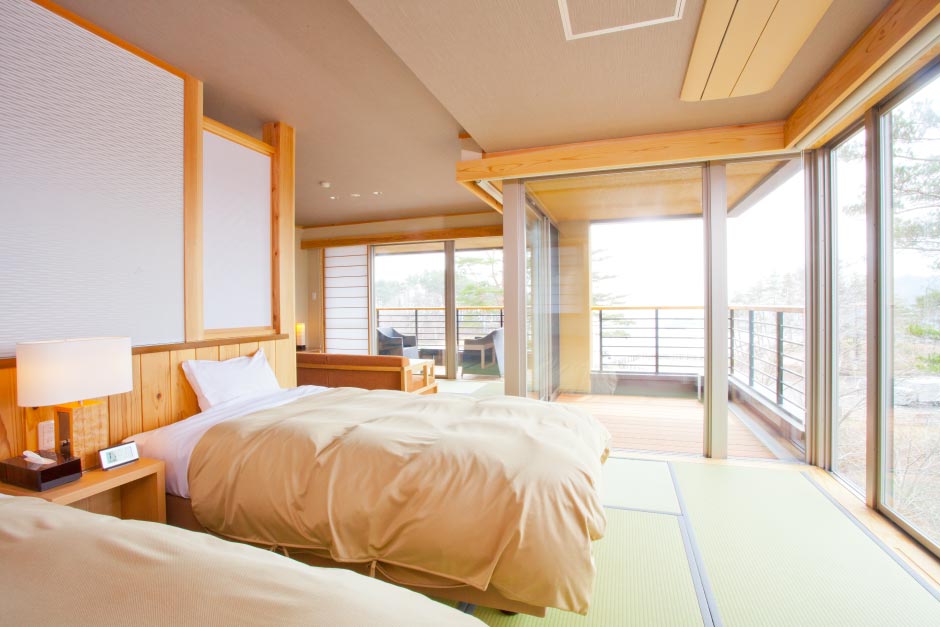 次郎の庵 三階（16帖） 室内2